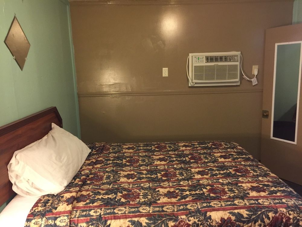 Cooper Motel Tuscola Bagian luar foto