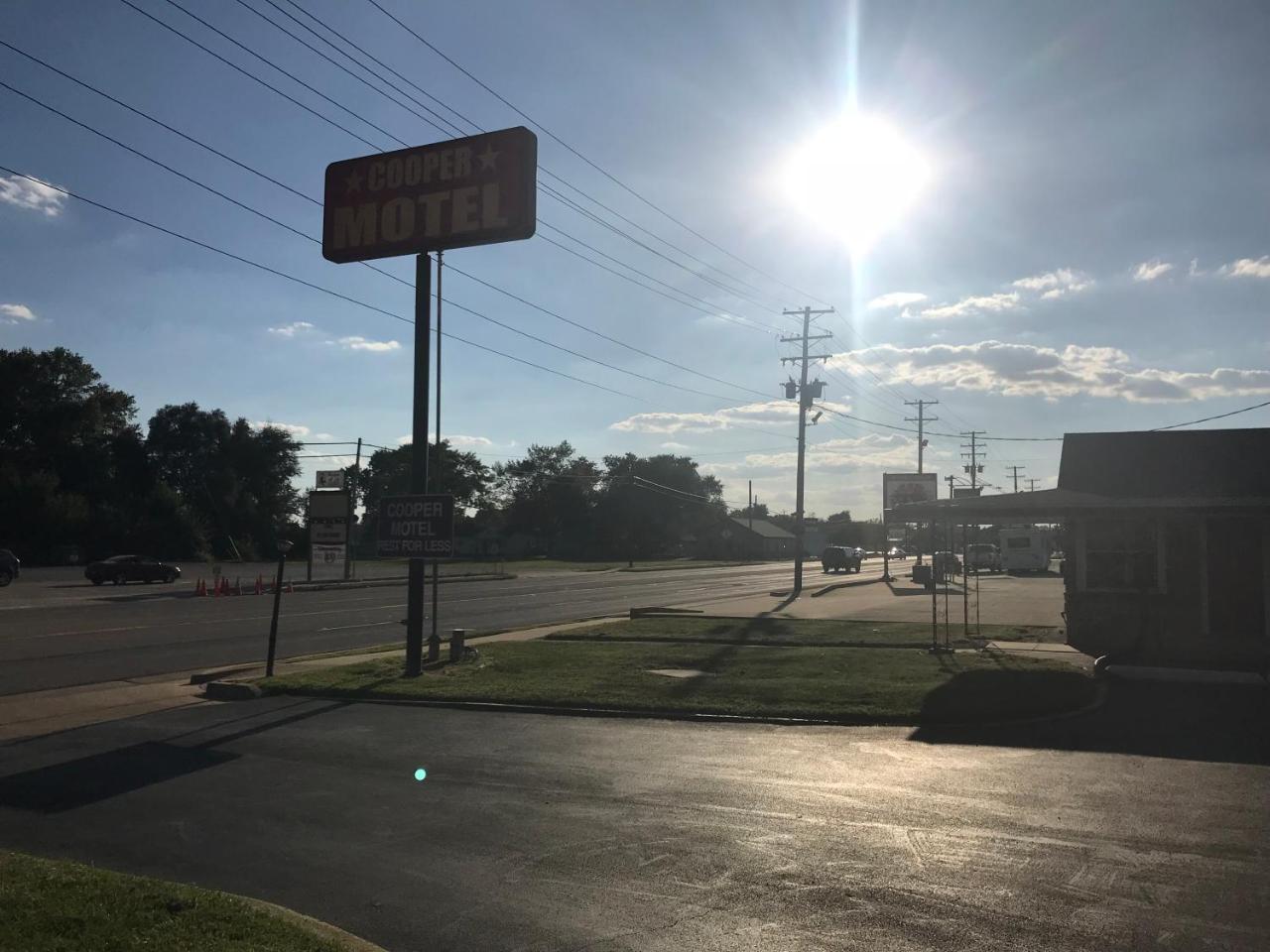 Cooper Motel Tuscola Bagian luar foto